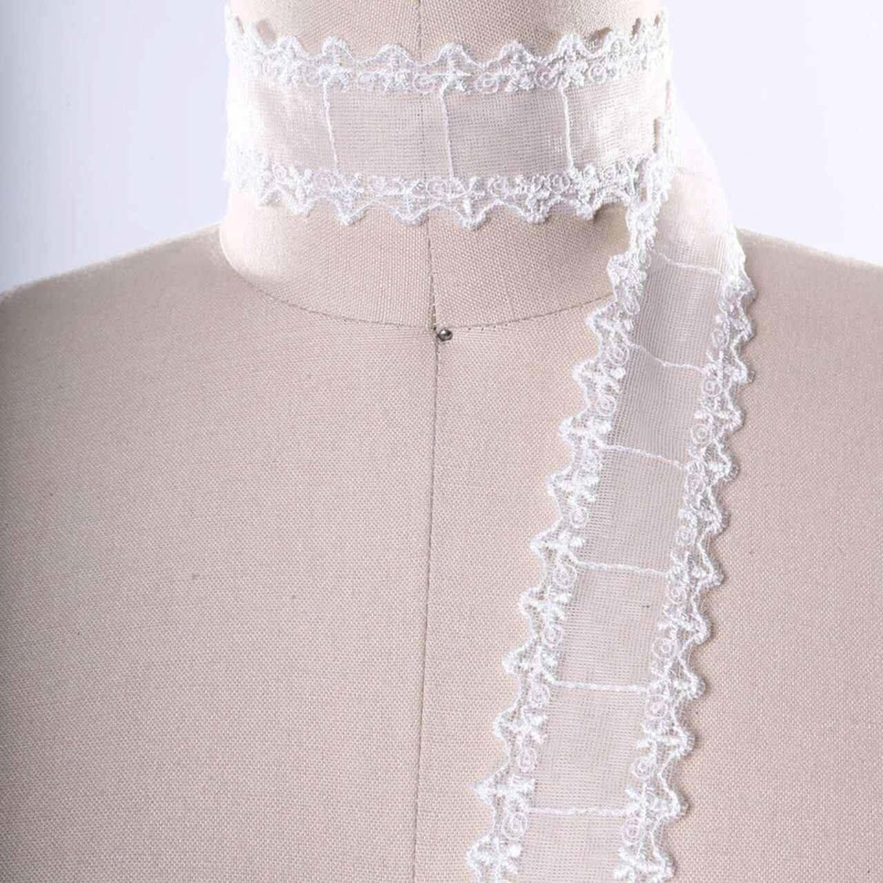 2 Yards Ivory Polyester Sheer Embroidered Lace Trim Scalloped Floral Vintage Style